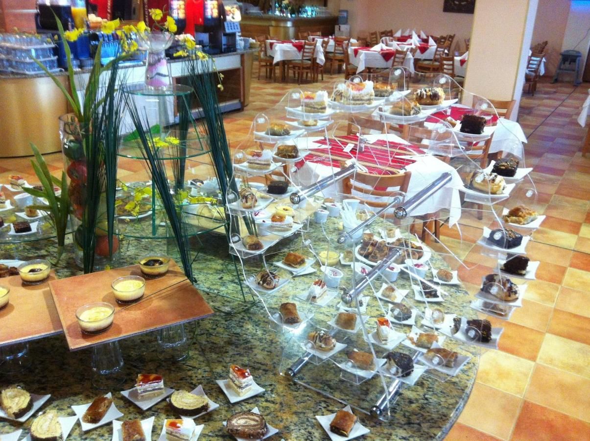 Отель Hotel Sandy Beach Албена-18